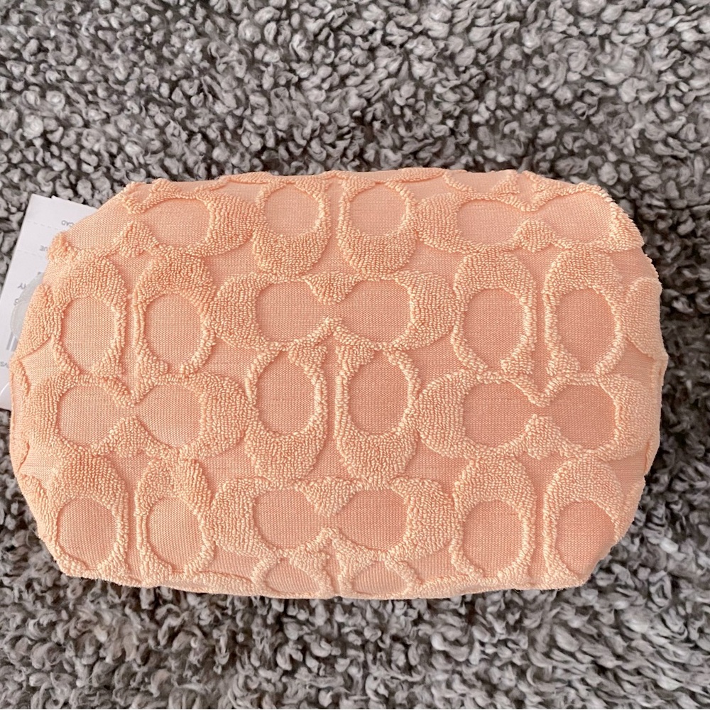 COACH COSMETIC CASE in SIGNATURE TERRY